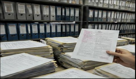 ALMANYA — Stuttgart: sahte Ausbildungsvertrag çetesine 68 gözaltı